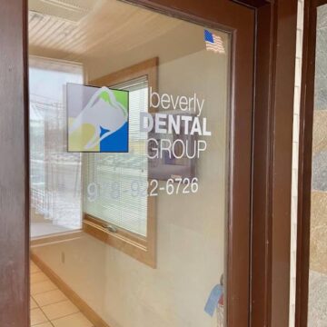 Transparent dentistry front door