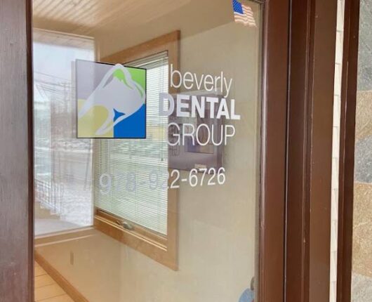 Transparent dentistry front door
