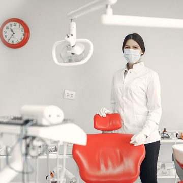 How Can a Restorative Dentist Help You Improve Your Oral Health?