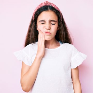 Can Dental Implants Get Cavities?