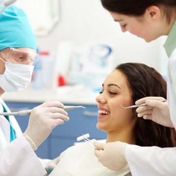 Choosing Between Dental Bonding and Veneers: What’s Best for Your Smile?
